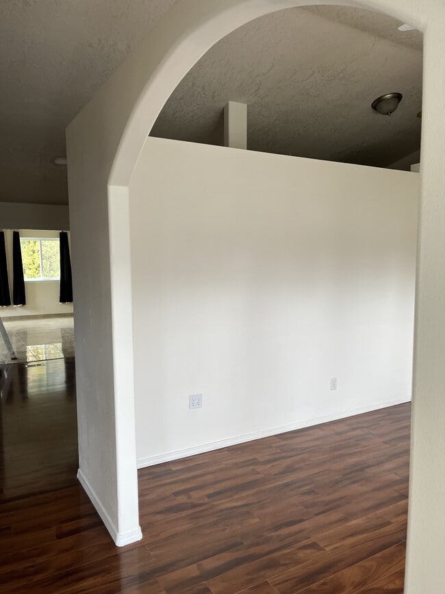 Photo - 2134 E Dworshak Dr