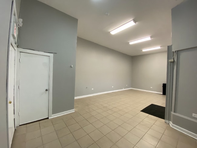 Photo - 9449 S Loomis St