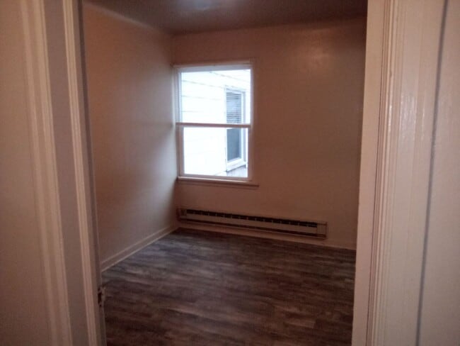 Photo - LOWER SOUTH HILL GEM NEAR ROCKET BAKERY Unit 1503-A