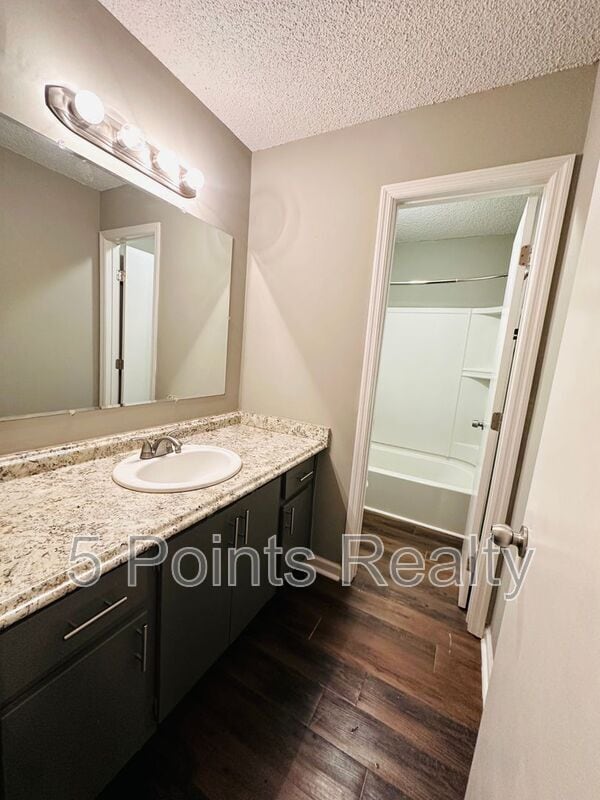 Photo - 308 Prince Ave