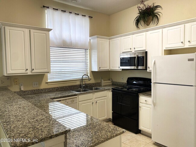 Photo - 120 Seminole Rd