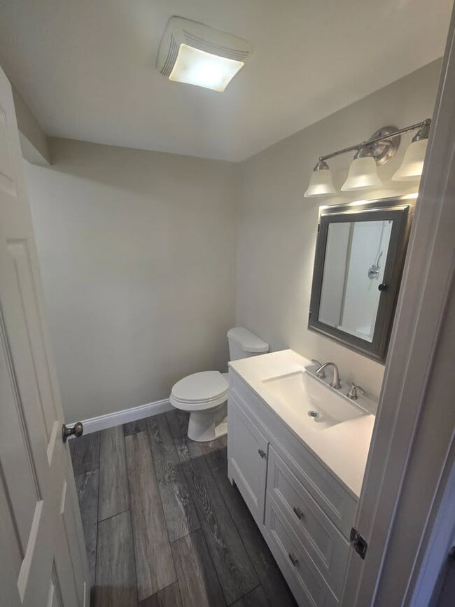 Photo - 625 County St Unit 2R