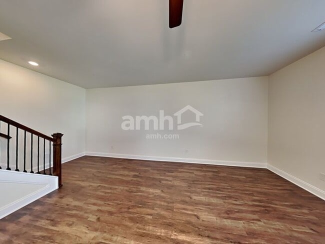 Building Photo - 5218 Virtue Ave Rental
