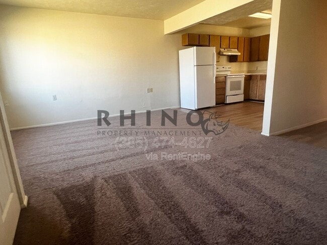 Photo - 463 N 1465 W