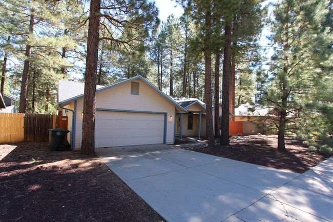 Building Photo - University Highlands Retreat | 3BR/2BA wit... Rental