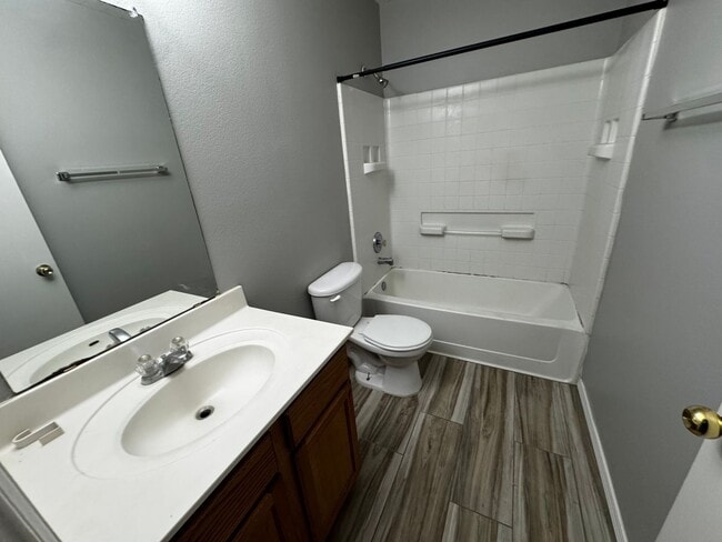 Photo - 3 Bedroom 2 Bath Home