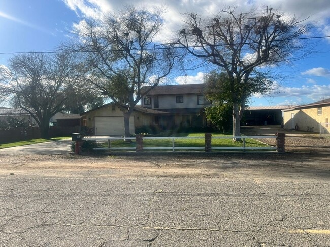 Photo - 19673 Rd 124