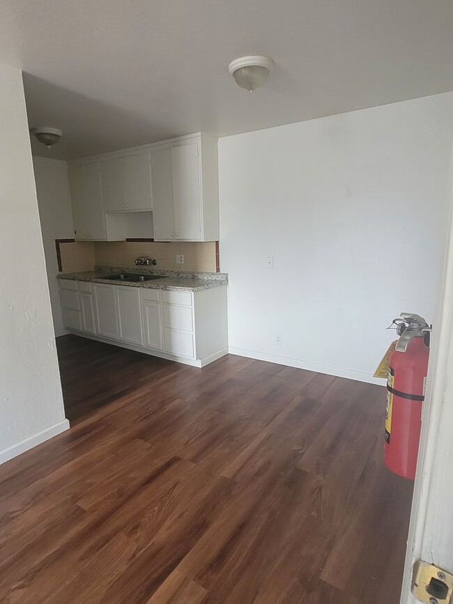 Photo - 3900 43rd Ave Unidad 4