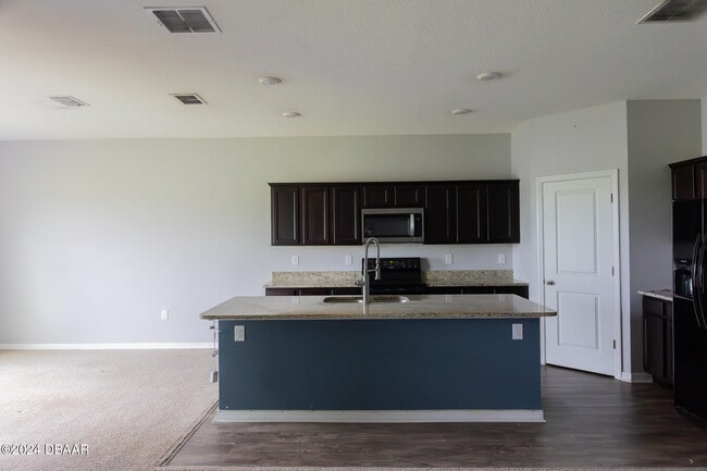 Photo - 3017 Blue Shrs Wy