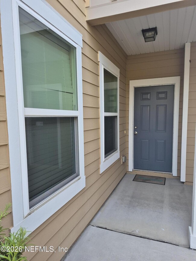 Photo - 141 Whitland Wy