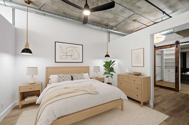 Photo - $4,100 - 1 Bed + Den / 1.5 Bath Condo at Parkloft Residence in Downtown San Diego Unit 312
