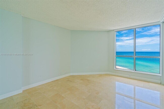 Photo - 6767 Collins Ave Unit 1620