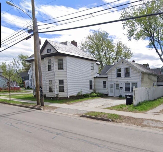 329 North St