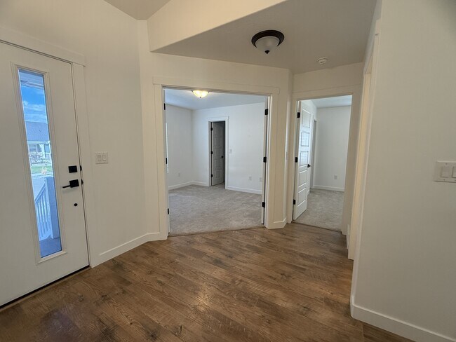 Photo - 881 W Sagewood Dr