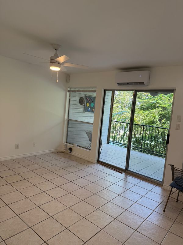 Building Photo - 1214 Barton Hills Dr Rental