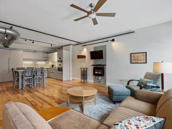 111 W Elder St Unit SI ID1056040P