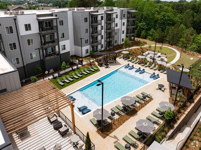 Building Photo - Ava Oakwood Rental