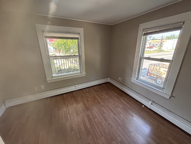 Cozy & Affordable 1BR Apartment with Heat Included – Convenient Sanford Location!