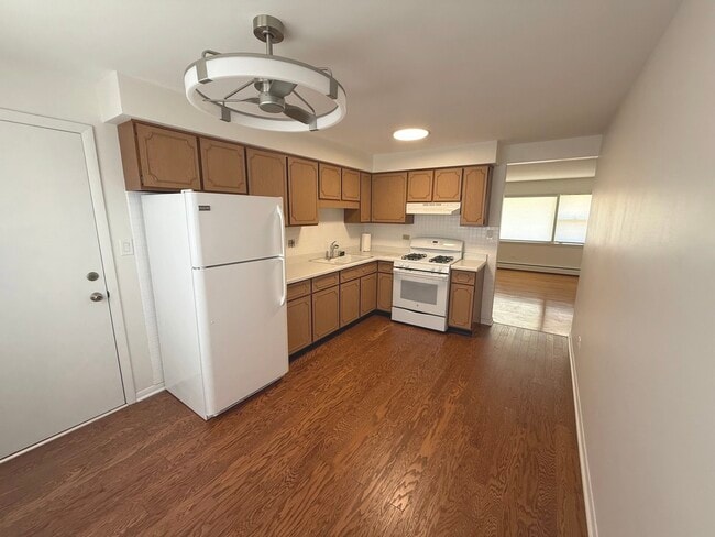 Photo - 8300 W Forest Preserve Dr Unit 3S