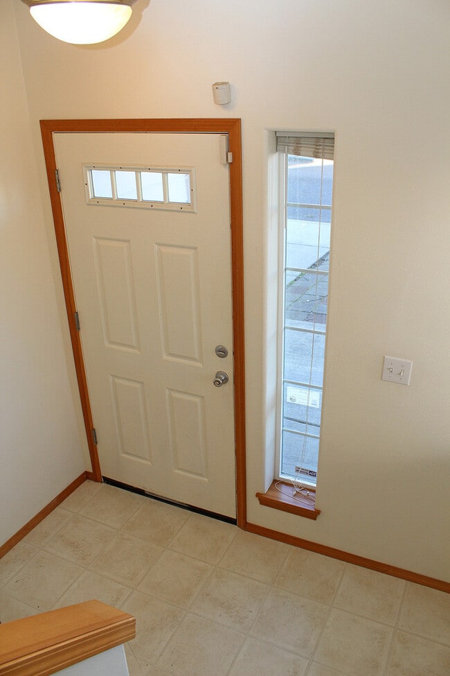 Photo - 12518 SE Woodward St