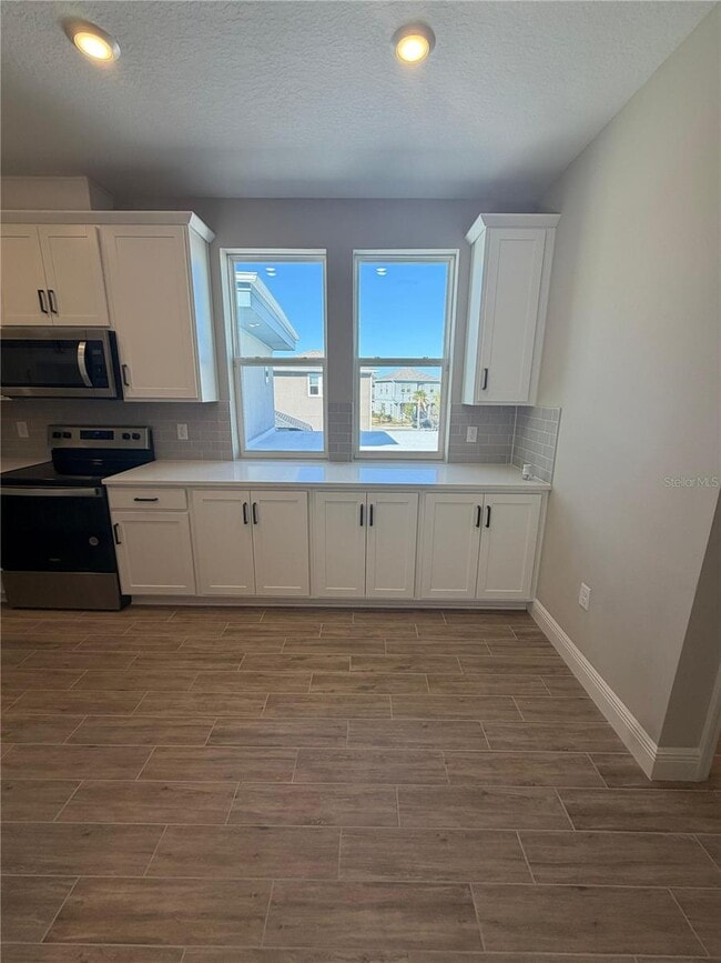 Photo - 10259 Pearson Ave