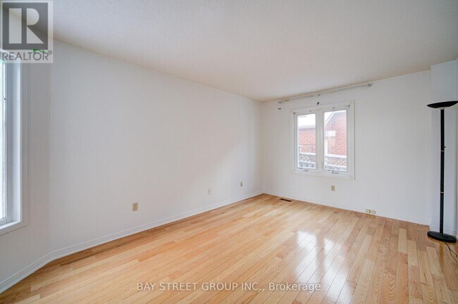 Photo - 24 Militia Trail