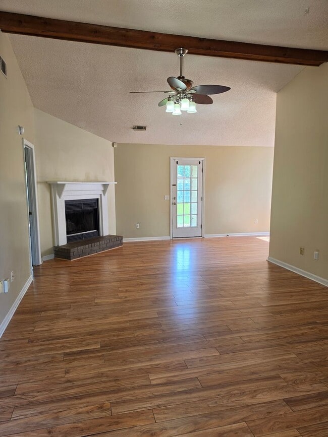 Photo - 620 Honey Ridge Ln