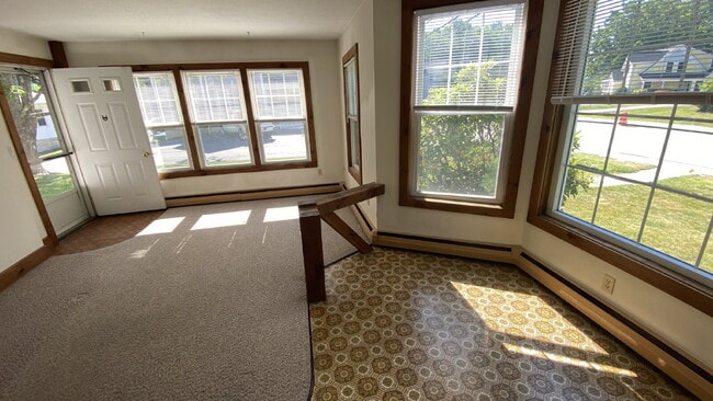 Building Photo - 193 S Main St Unit 2