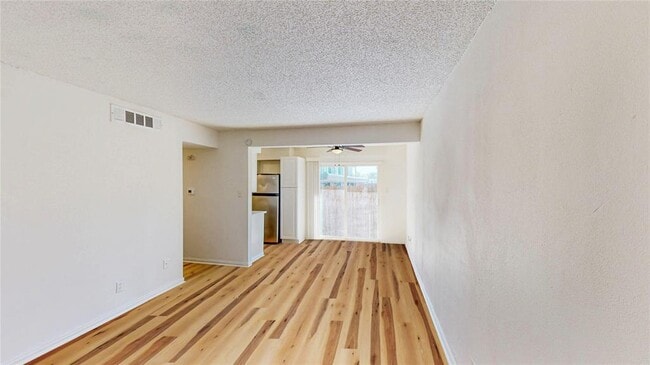 Building Photo - 2707 Windswept Cove Unit 102 Rental