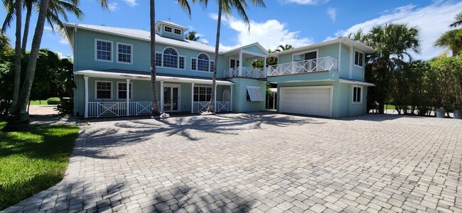 1066 SE St Lucie Blvd