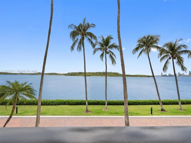2425 Fisher Island Dr Unit 5205