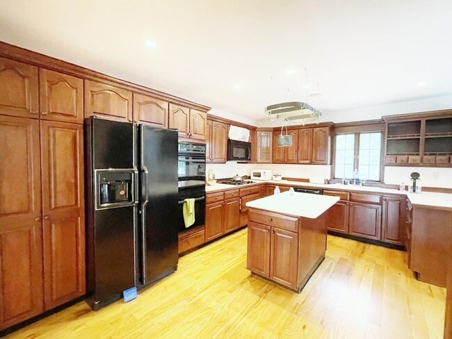 Photo - 24 Nugent Ln