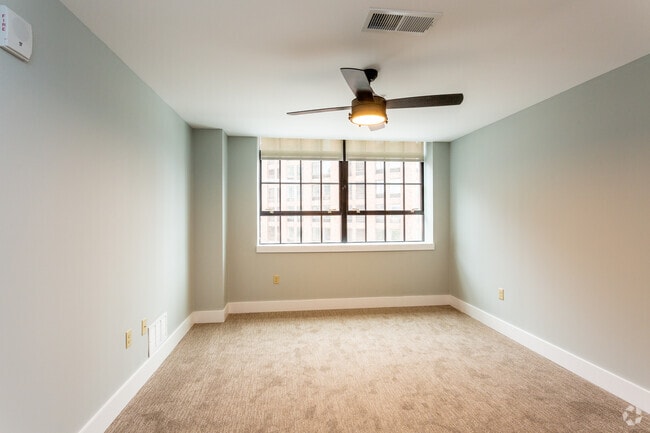 2BR, 2BA-1236SF