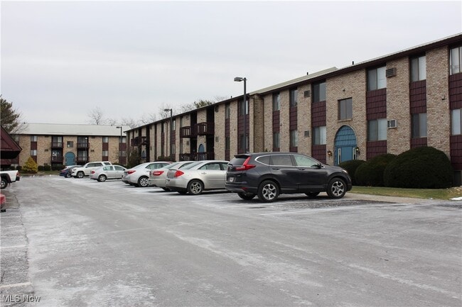 Photo - 200 Fernwood Rd