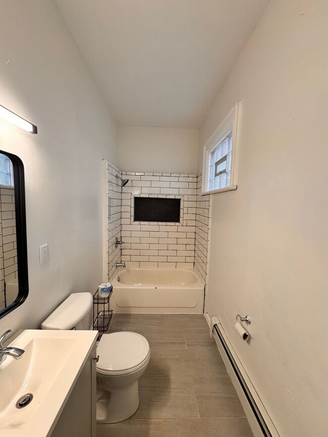 Photo - 310 Marshall Ave Unit Lower