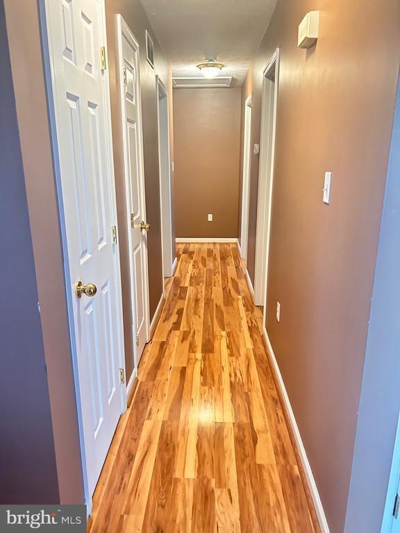 Photo - 104 Meadowbrook Dr