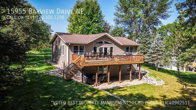 Photo - 15955 Bayview Dr NE