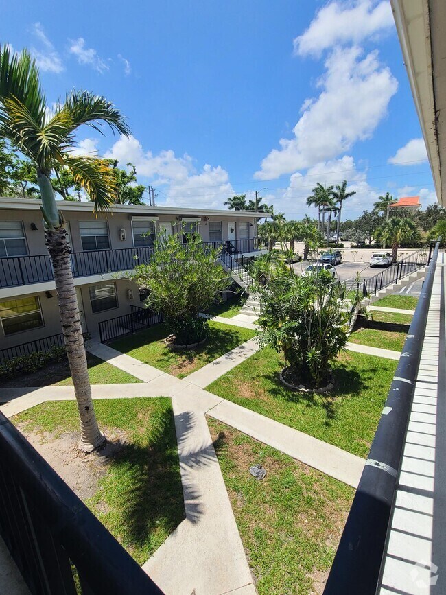 Building Photo - 1250 Old Boynton Road Unit 320 Rental