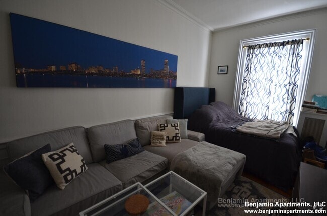 Building Photo - 72 Charles St Unit 1 Rental