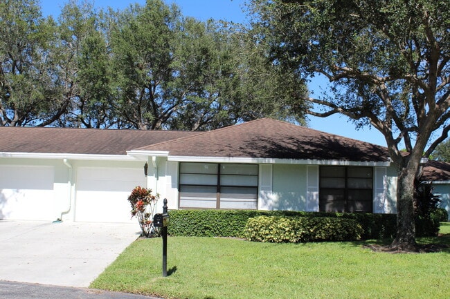 Building Photo - 9910 Orchid Tree Trail