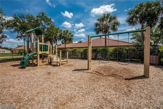 Photo - 18303 Gibraltar Ln