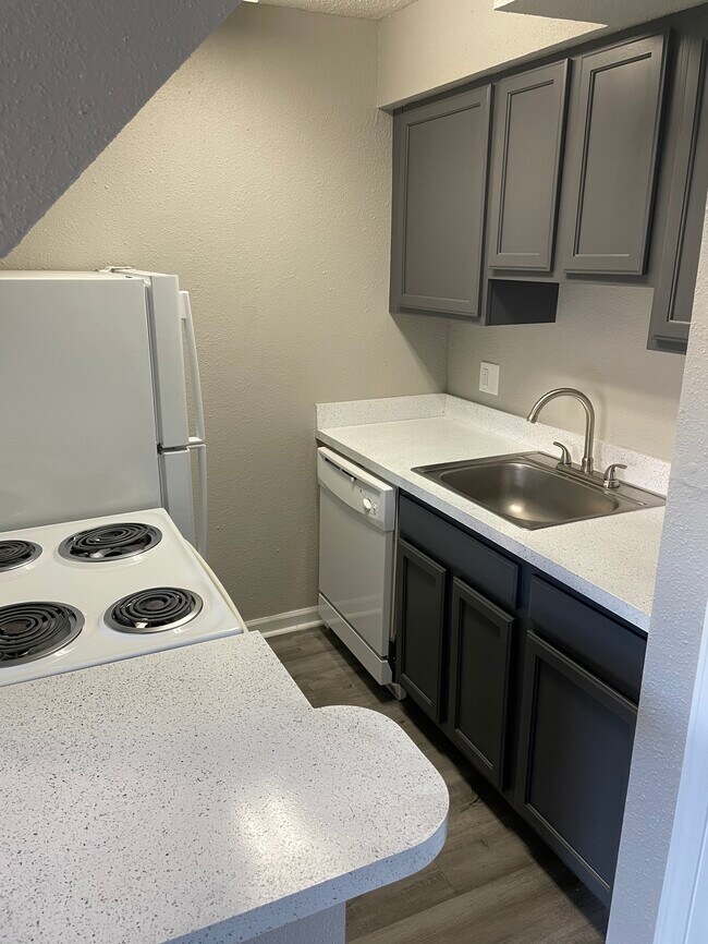Covington Square Apartments