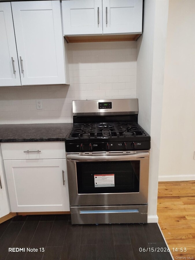 Photo - 23-52 79th St