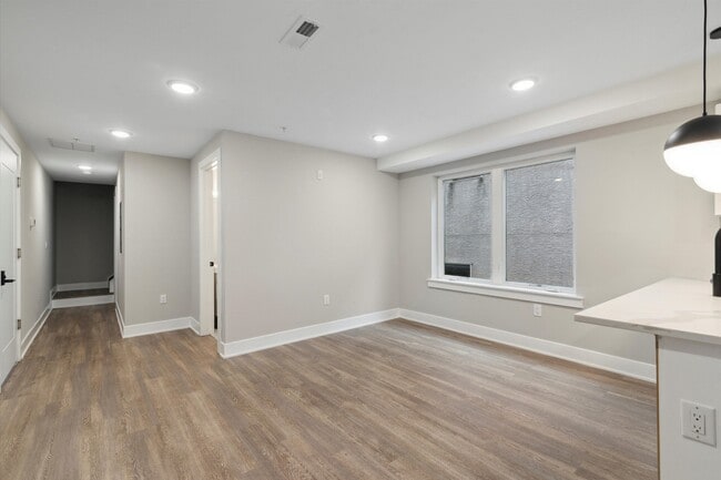 Photo - 1511 N 17th St Unit 3F