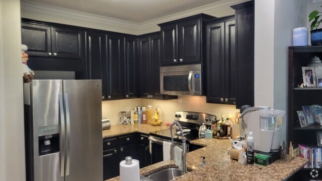 Building Photo - 60 Talon Ct Rental