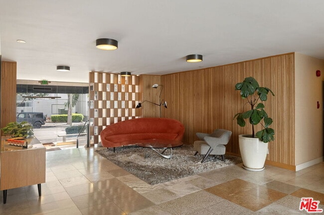 Photo - 1025 Kings Rd Unidad 313