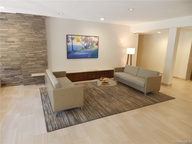 Building Photo - 414 Benedict Ave Unit 1D