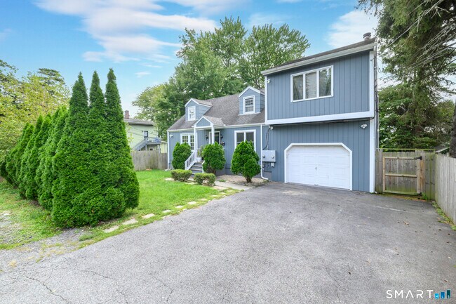 34 Pine Hill Ave Unit 1st floor