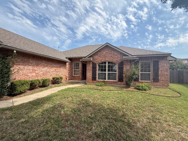 Photo - 19132 Cottonwood Ct