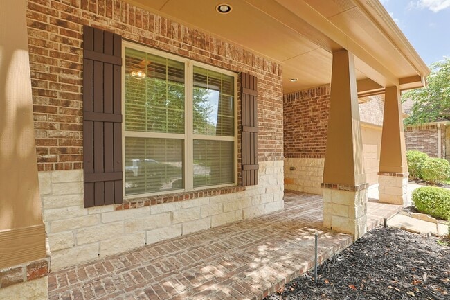 Photo - 147 West Wading Pond Circle